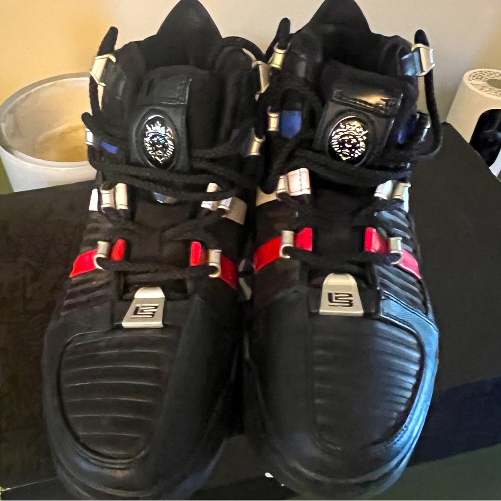 COPY - LeBron XIX Low